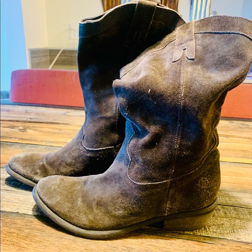 Brown suede slouch boots